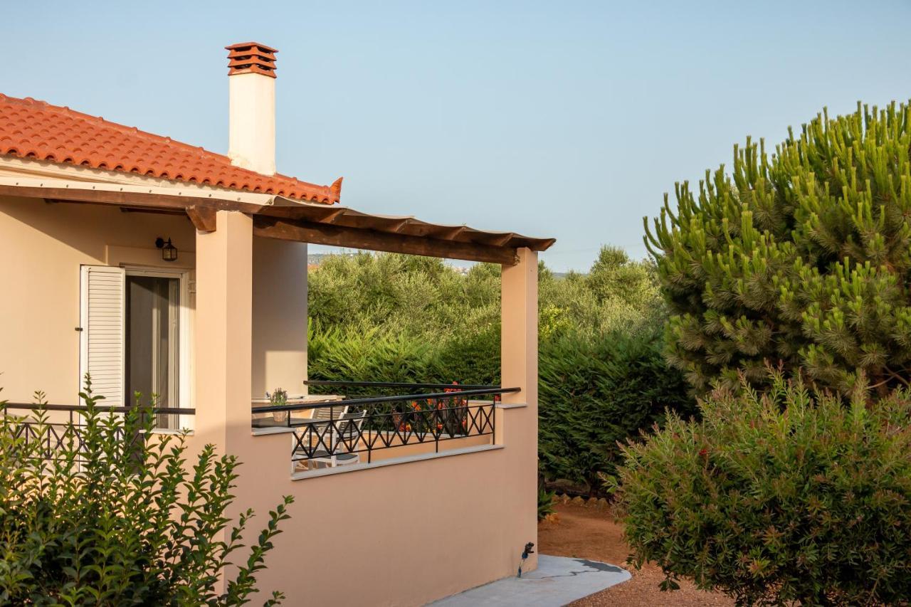 Lagouvardos Apartments Marathopoli Exterior photo