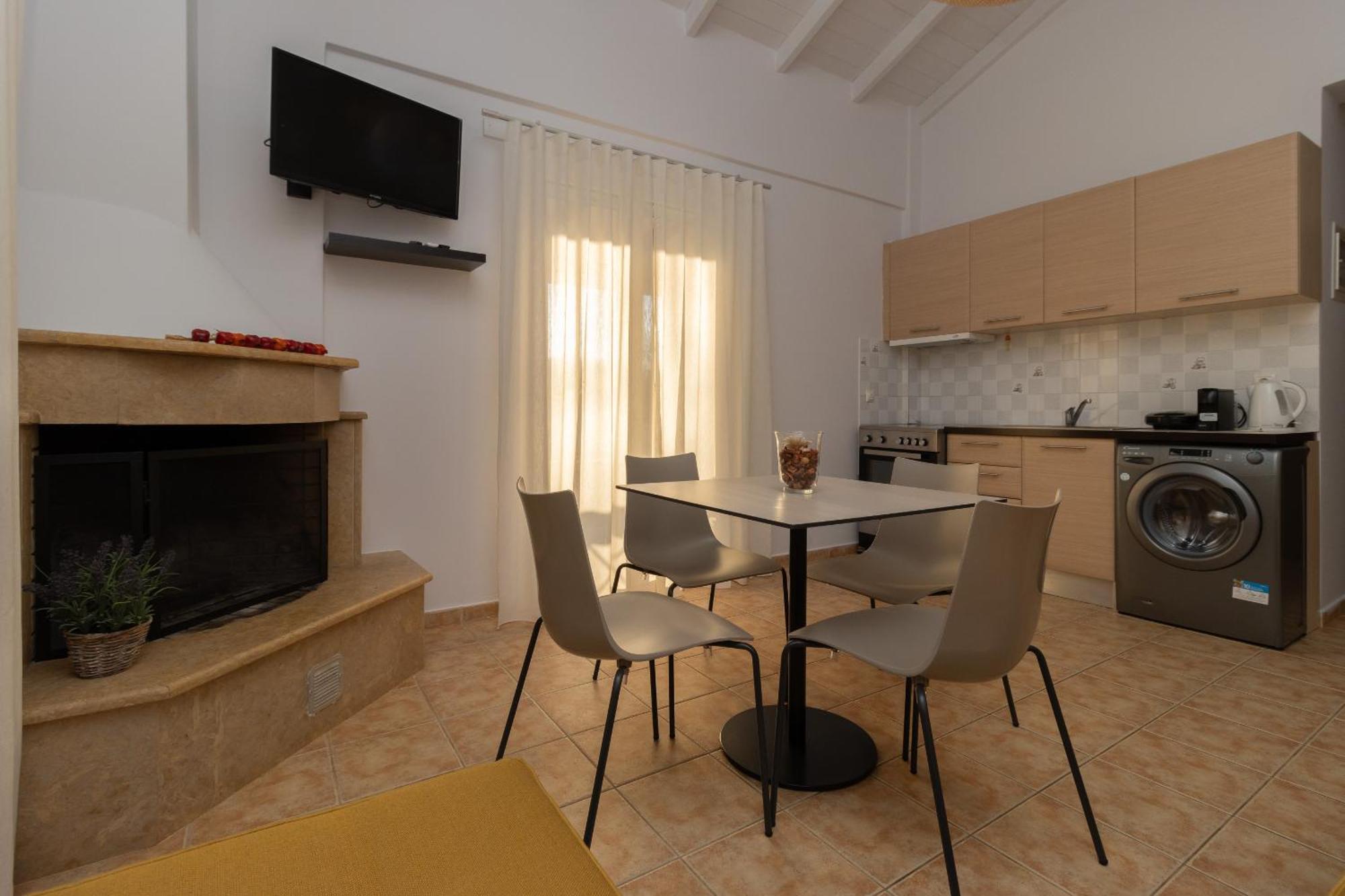 Lagouvardos Apartments Marathopoli Exterior photo