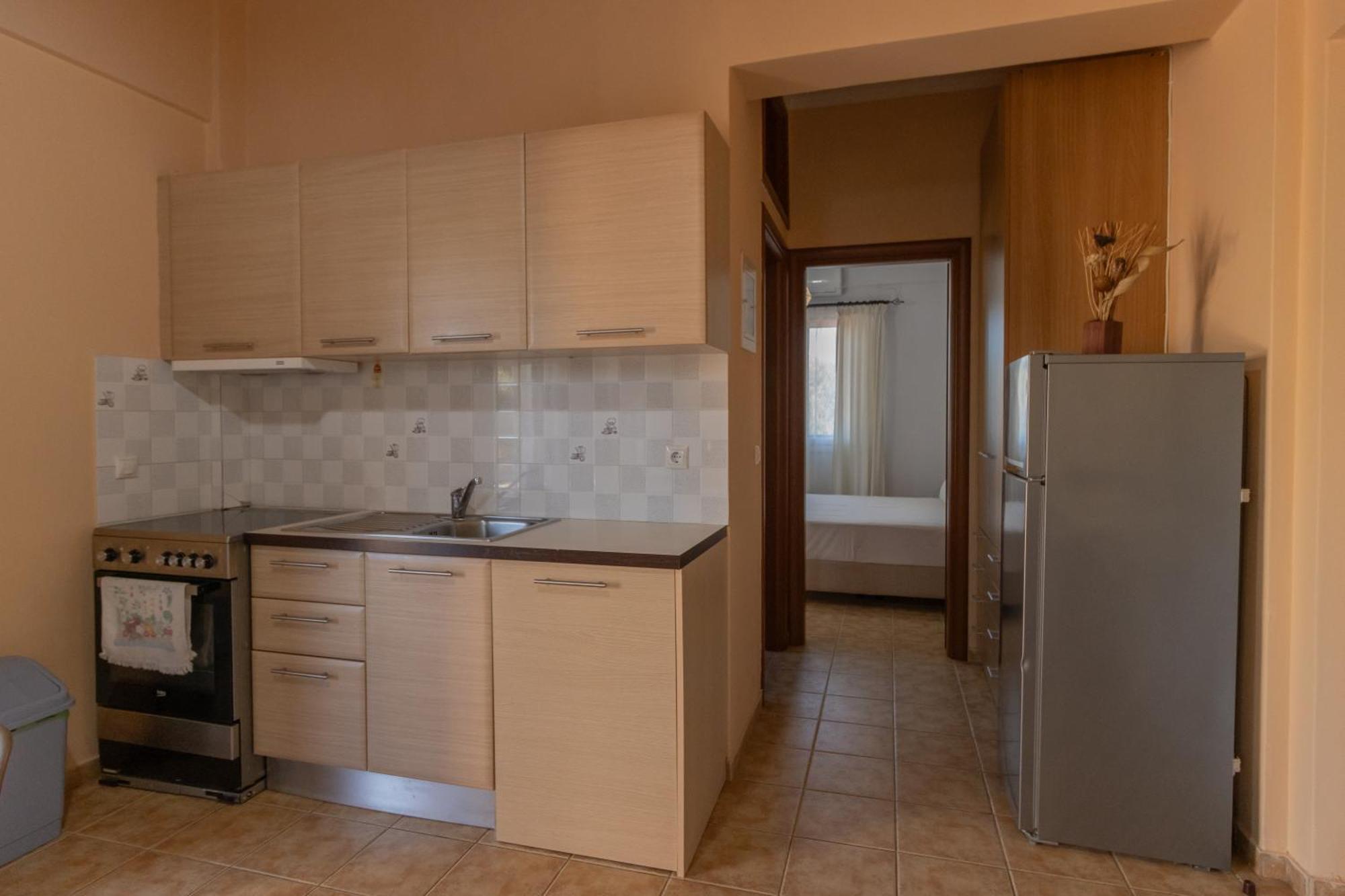 Lagouvardos Apartments Marathopoli Exterior photo